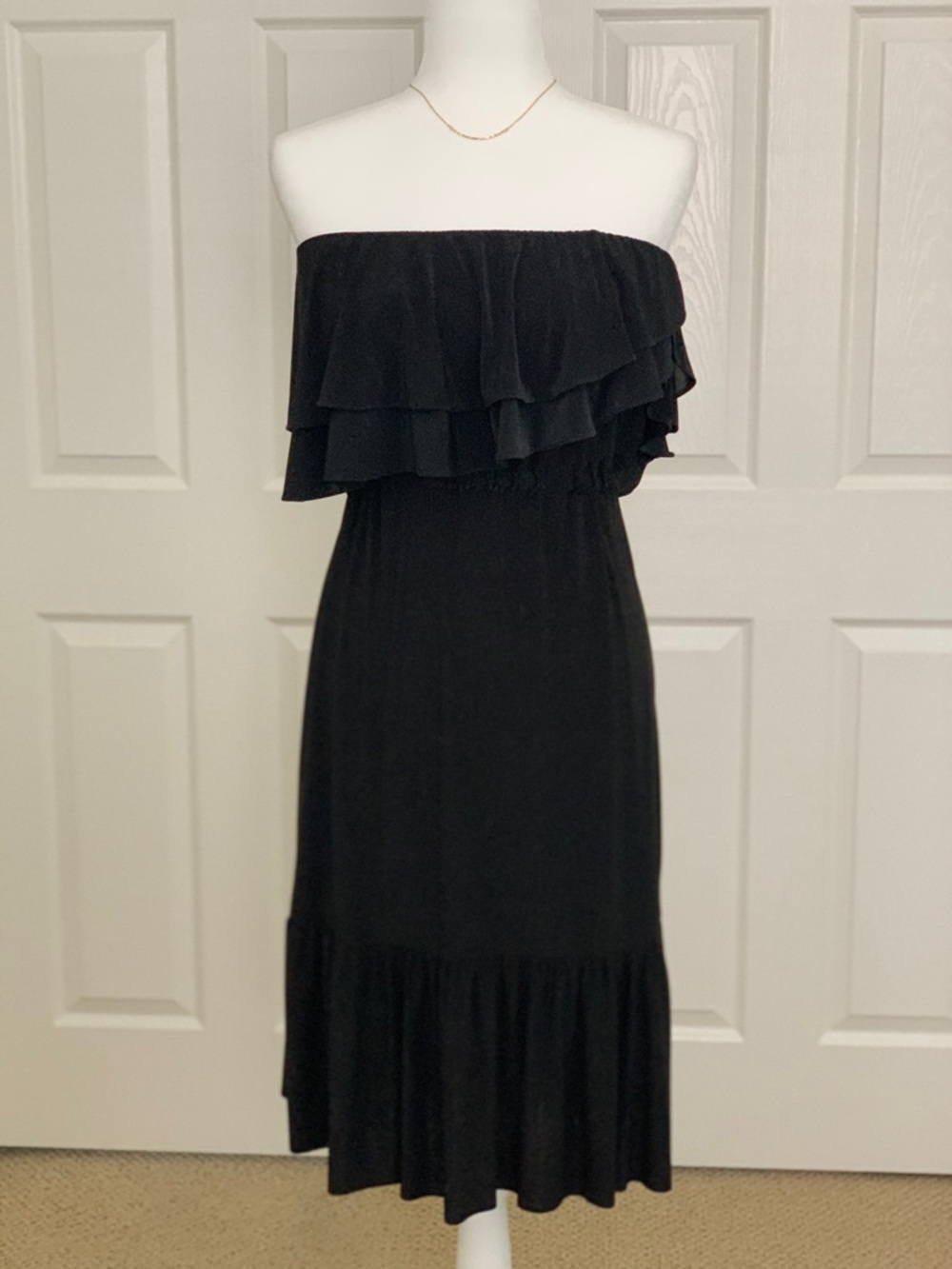 Strapless Ruffle Midi Dress - Black